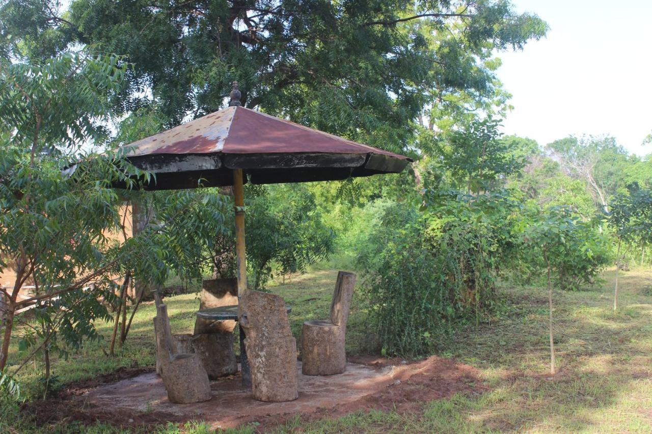 Wilpattu Holiday Home Nochchiyagama Exterior photo